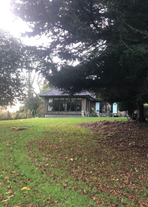 Springwood - Royal Hillsborough Villa Exterior foto